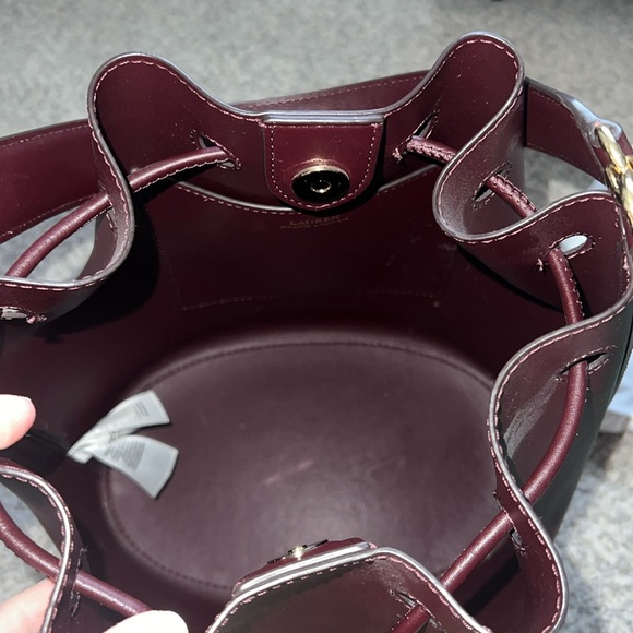 🌹Ralph Lauren Large Leather Bucket Bag Drawstring Closure - Excellent Condition - Picture 6 of 7
